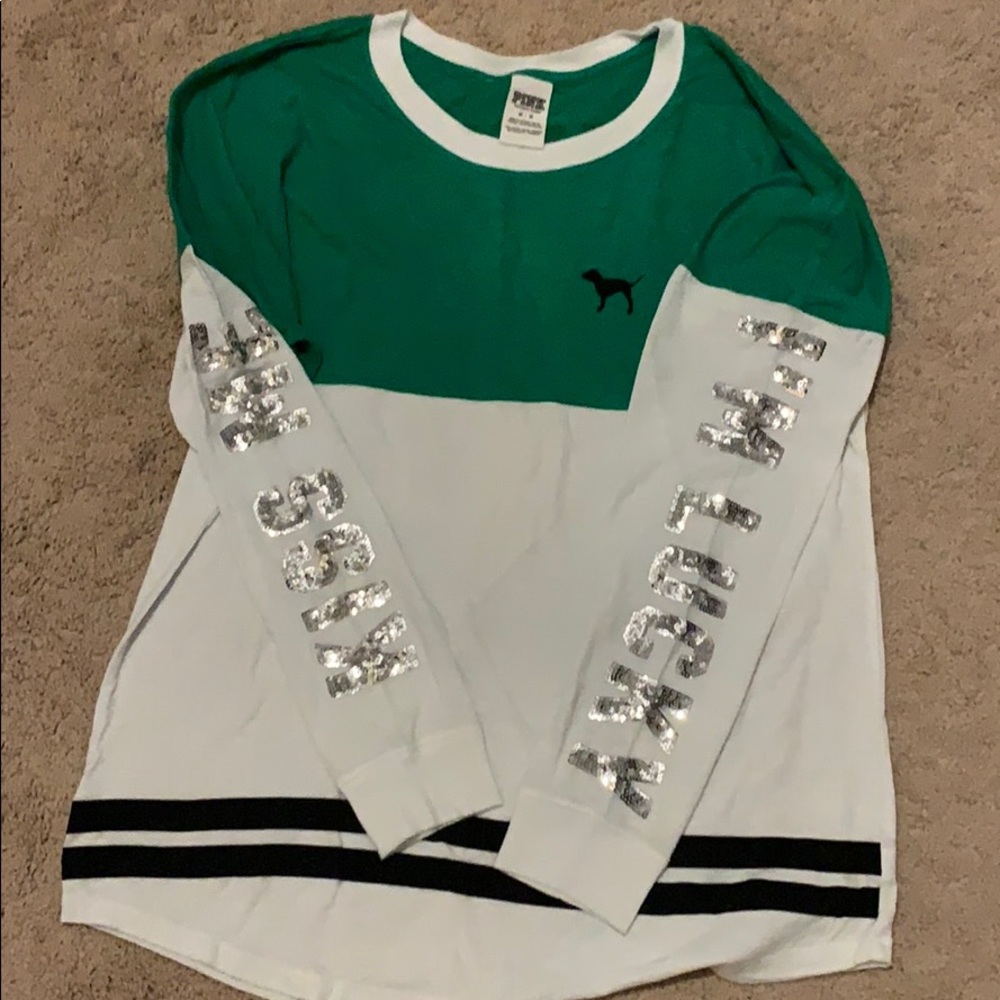 Pink VS Kiss Me I’m Lucky size M